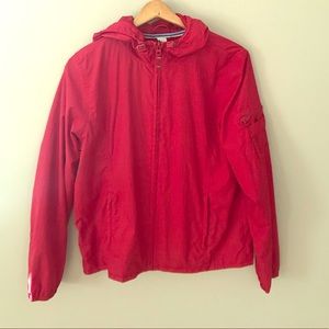 💦 Old Navy rain jacket